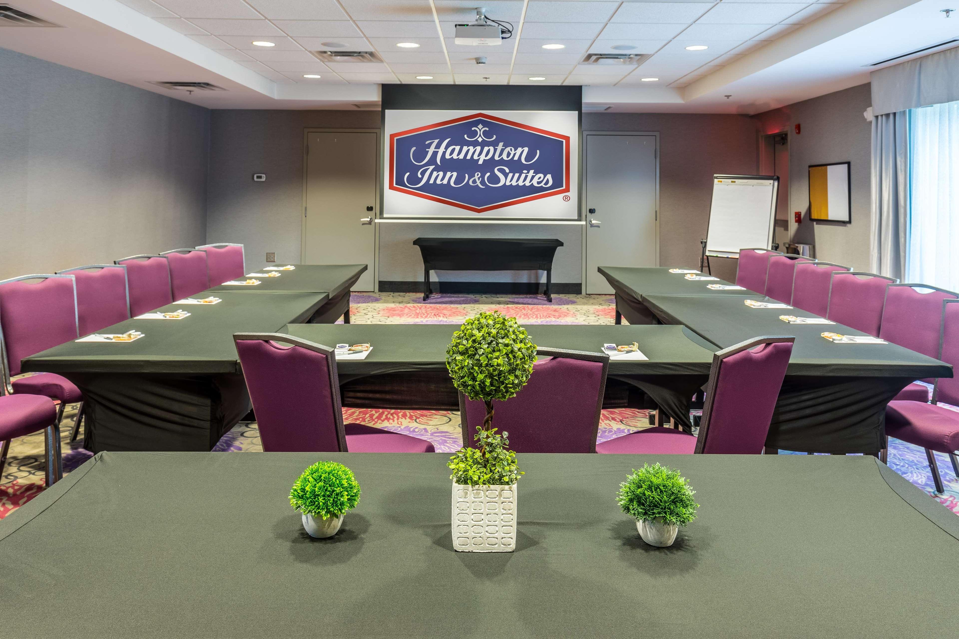 Hampton Inn & Suites Dublin Exteriér fotografie