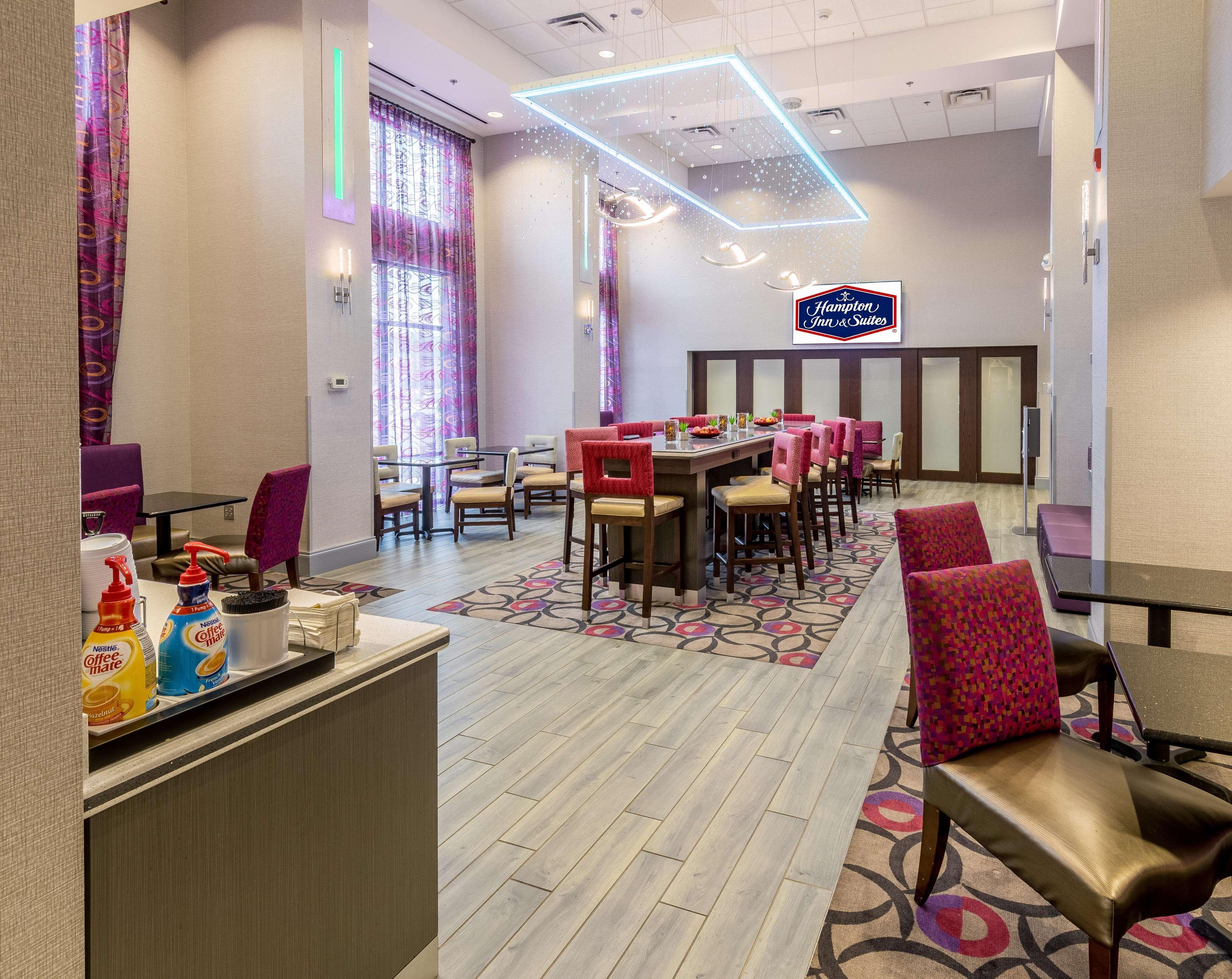 Hampton Inn & Suites Dublin Exteriér fotografie
